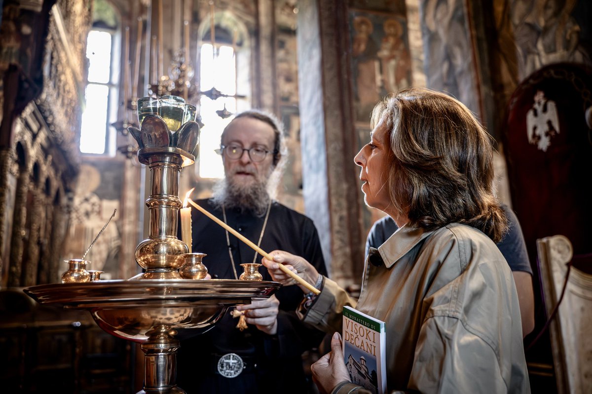 DecaniMonastery's tweet image. Italian Undersecretary of Defense Visits Visoki #Dečani #Monastery
Today, Senator Isabella Rauti, Italian Undersecretary of State for Defense, visited Visoki Dečani #Monastery in #Kosovo, where she was welcomed by Abbot Father Sava Janjić. Senator Rauti, who is also a respected…