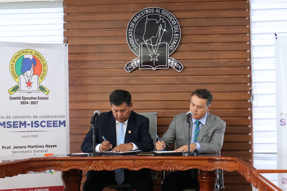 isceem_oficial's tweet image. 🤝 ¡Un paso más por la educación!

El @SMSEMmx e #ISCEEM firman convenio de colaboración para fortalecer la formación continua, capacitación y profesionalización de maestras y maestros agremiados al sindicato, a través de diplomados, talleres, conferencias y más.