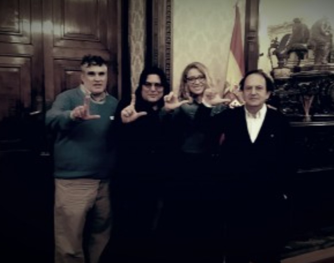 mclcubaoficial's tweet image. Desde el Movimiento Cristiano Liberación queremos felicitar a @EsterMunoz85 por su nombramiento como portavoz del Partido Popular en el Congreso y agradecerle la solidaridadque has tenido con nosotros y la libertad de Cuba mcliberacion.org/2017/04/senado…