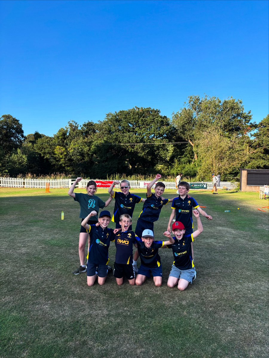 Barrow Cricket Club (@barrow_cc) on Twitter photo A Lovely evening for a game of cricket & a great performance from our U9’s. Thank you for the match <a href="/grapperscc/">Grappenhall Cricket Club</a>
#cricket #juniorcricket #grappenhallcc #barrow #greatbarrow A Lovely evening for a game of cricket & a great performance from our U9’s. Thank you for the match <a href="/grapperscc/">Grappenhall Cricket Club</a>
#cricket #juniorcricket #grappenhallcc #barrow #greatbarrow