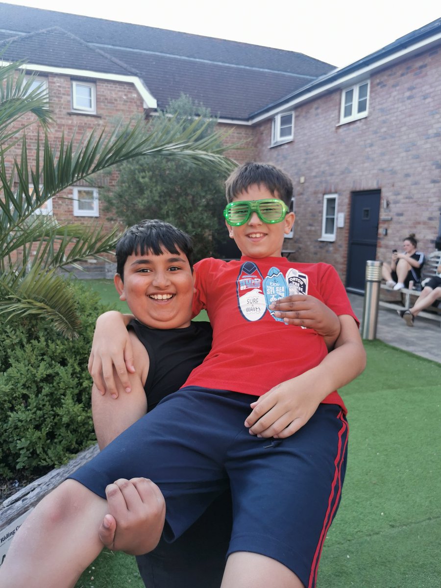 MrsMakinson tweet media