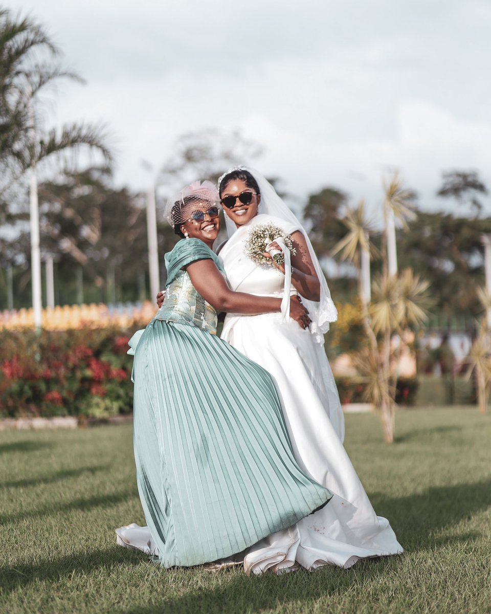YvanManyo's tweet photo. Book now for your wedding 🥹
Event cover 📸 IG : my picture weddings 🥹
Créateurs de mémoires 📸🔥😓 https://t.co/RhYTg0cMaY