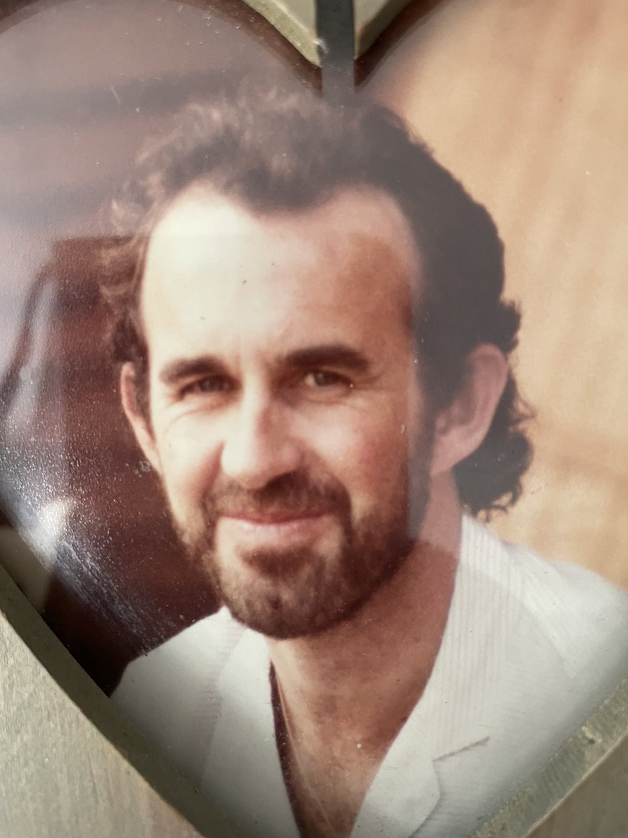 Potters Clowns tweet media