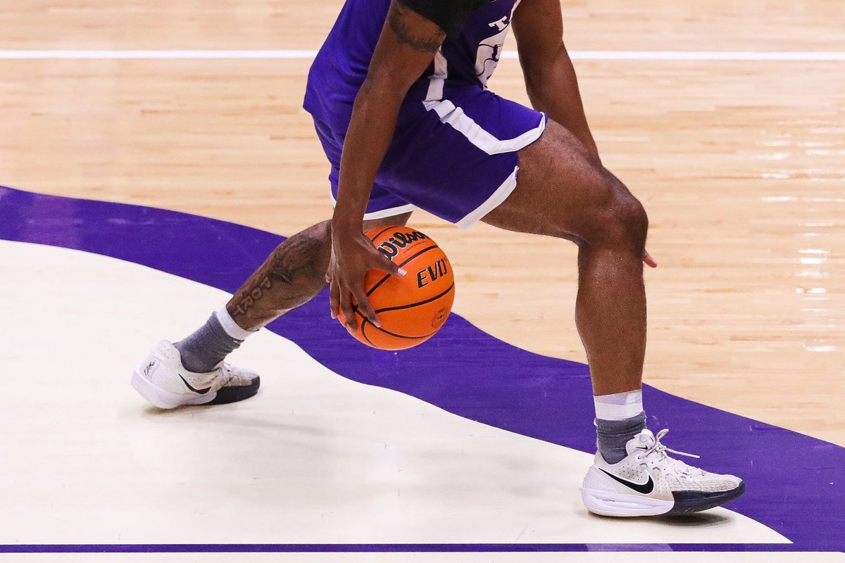 TarletonMBB's tweet image. It’s a simple game just a Texan and a ball 🏀
#summerwork ☀️