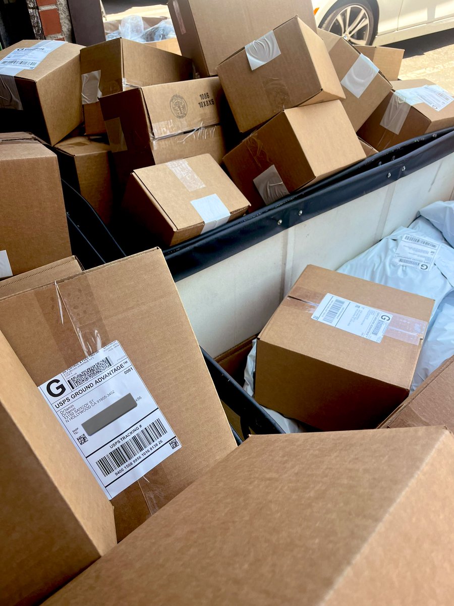 Orders shipping out ALL week ! 📦 👀