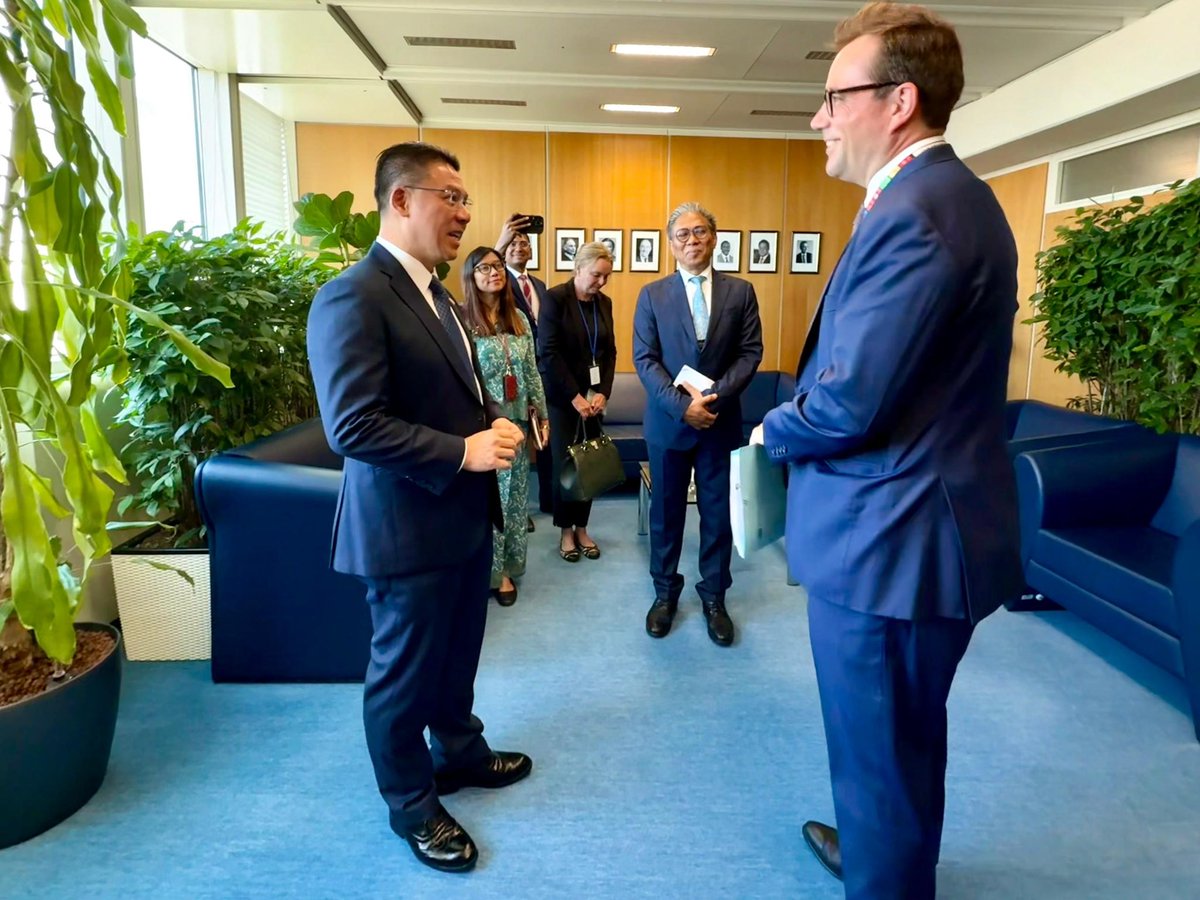 Nga Kor Ming tweet media