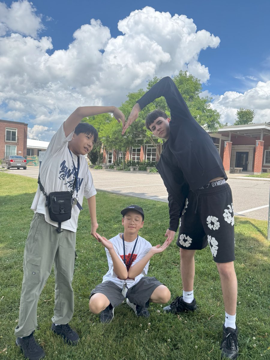 Pickering College tweet media