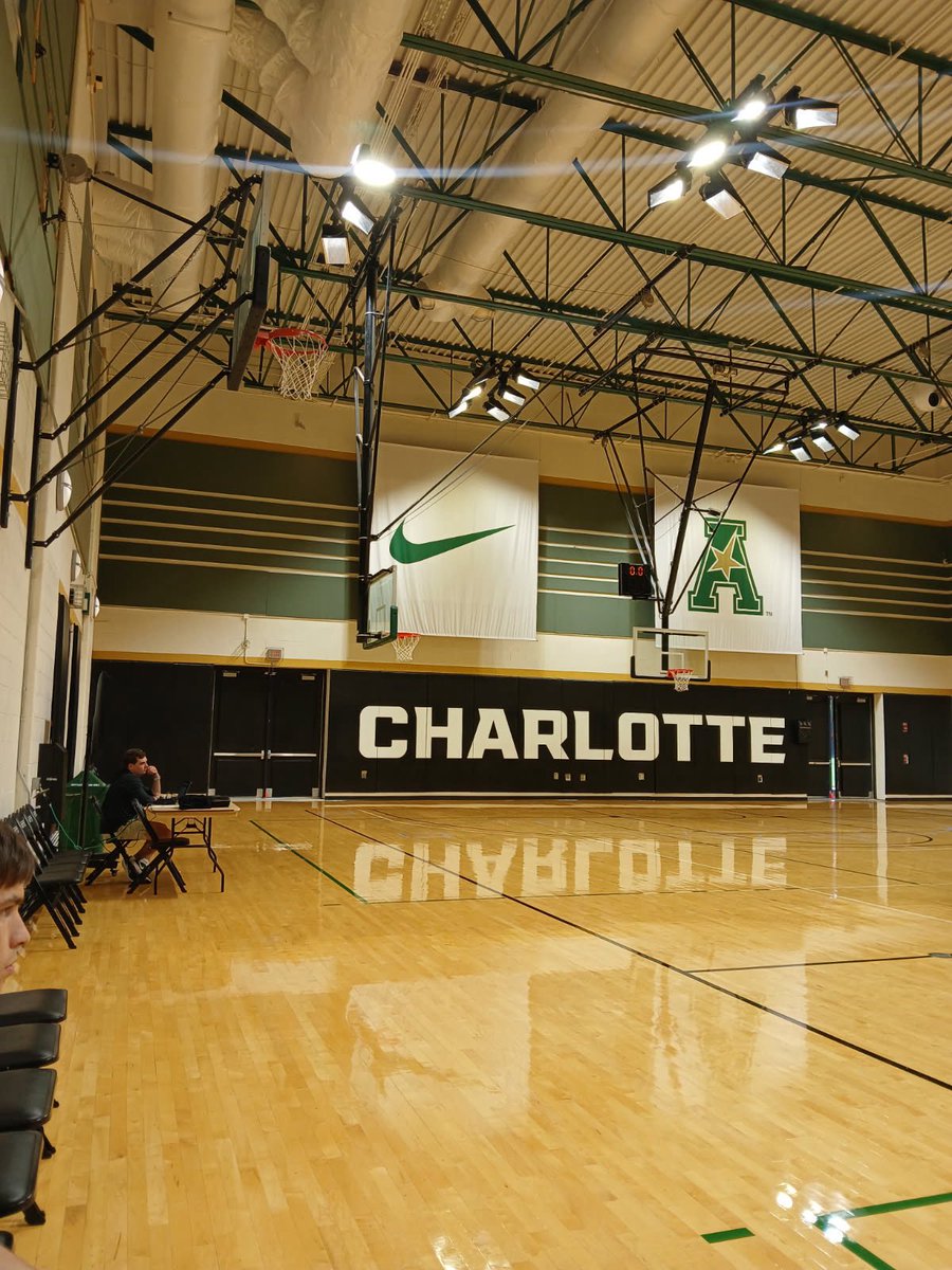 I want to thank Coach <a href="/aaronfearne14/">Aaron Fearne</a> and <a href="/CharlotteMBB/">Charlotte Men’s Basketball</a> for the invitation to watch a collegiate level practice. Looking forward to coming back!