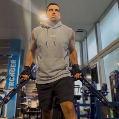 crisfintech's tweet photo. #NewProfilePic https://t.co/mcfUmILU3i