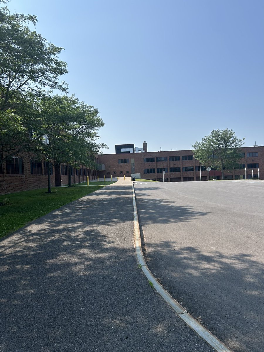 Tom Sweeney tweet media