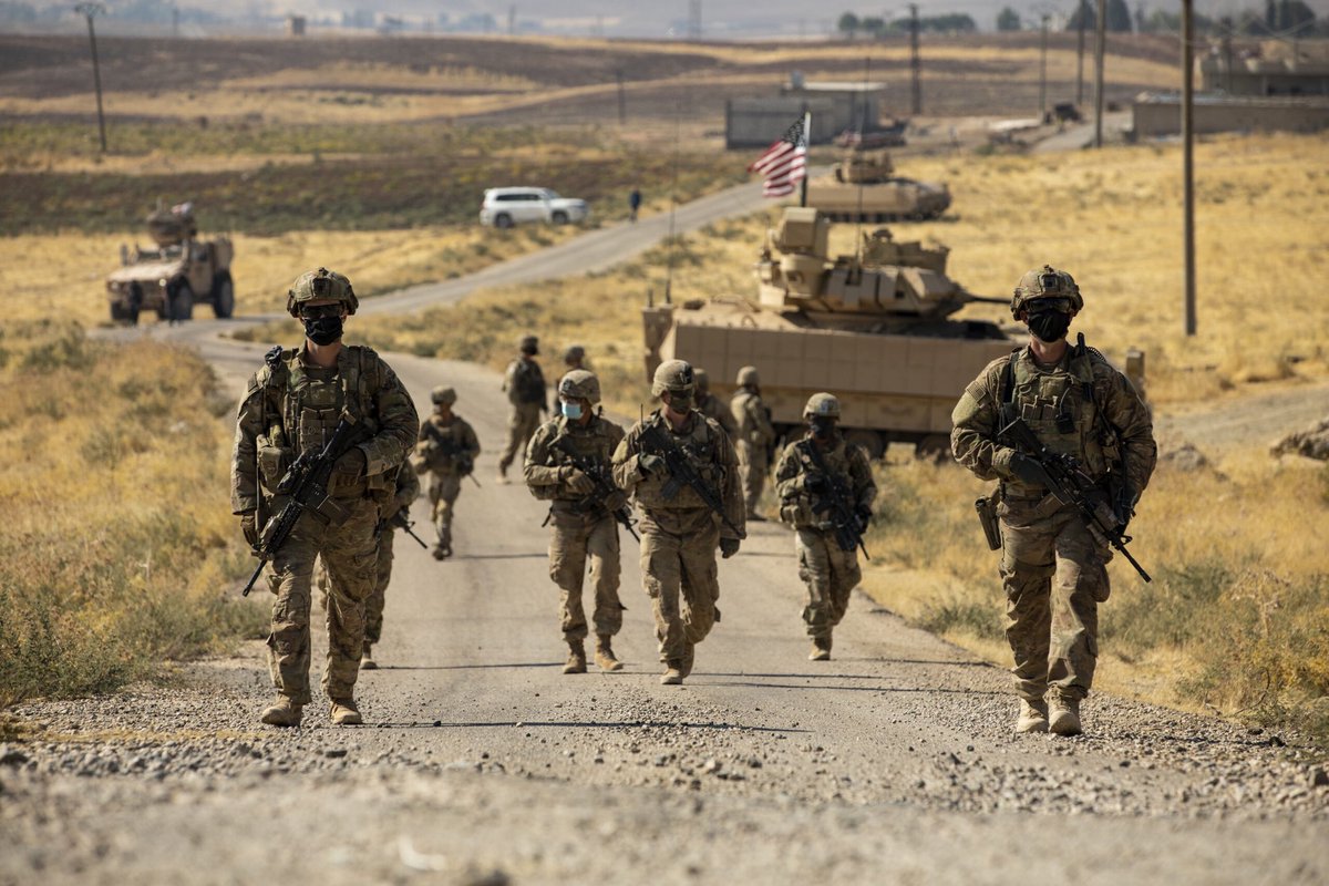 MintPressNews's tweet photo. BREAKING: The Pentagon admits that 1,500 US soldiers are deployed in Syria 

This means that all previous reports regarding a near full withdrawal were false.

US military personnel are seemingly being kept in Syria indefinitely, as is the case with Iraq. https://t.co/u6sJjw2voY