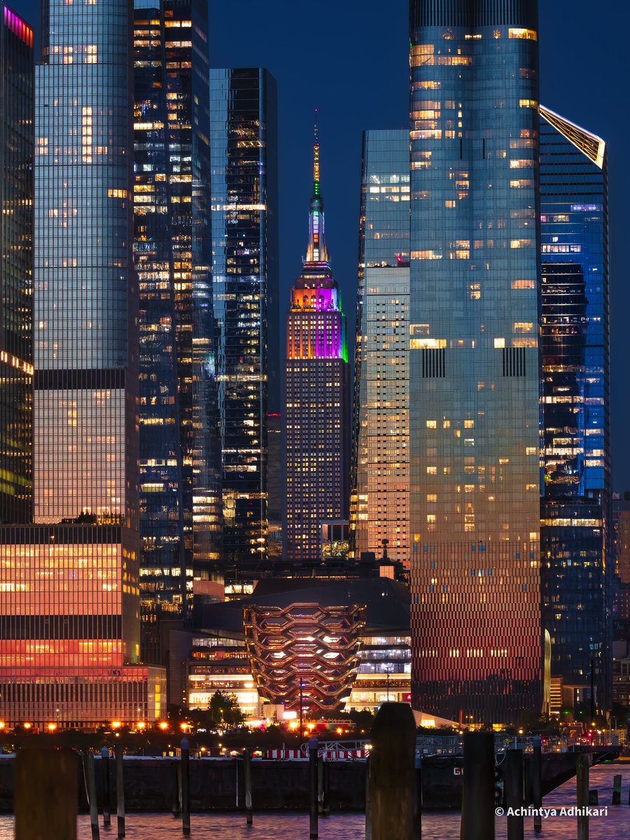 AchintyaAd24859's tweet image. Empire state of mind
@EmpireStateBldg @_HudsonYardsNYC
Captured by @CanonUSA Canon R6MkII &
@TamronAmericas Tamron 150-600 g2 lens
@XTravelMyWay
@NASA
@nycfeelings
@nycgov
@nytimes
@nypost
@photopills
@bhphoto
@NYMag
@NatGeo
@NBCNews
@CNN
@GettyImages
@Expedia
@BBCWorld