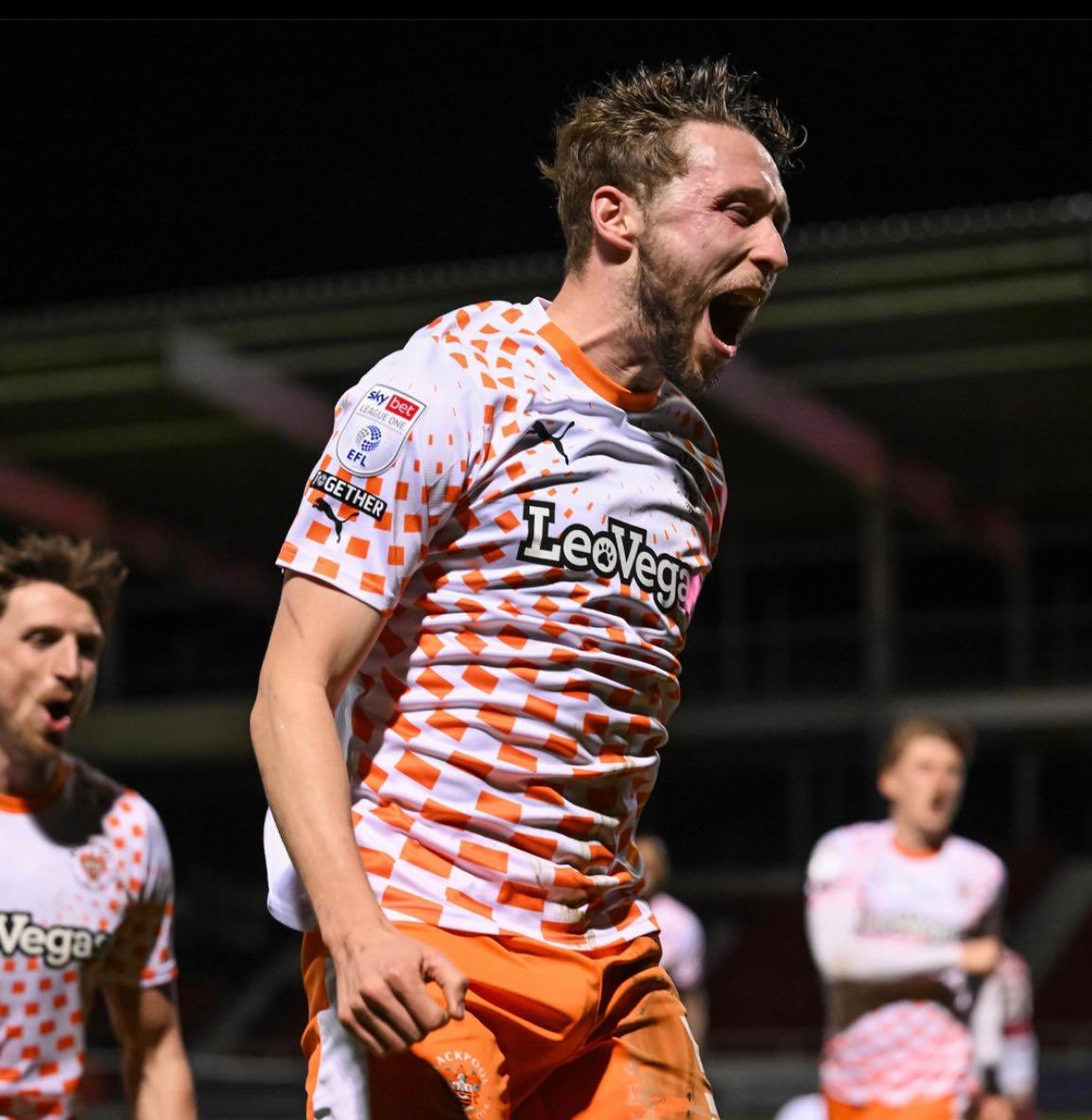 Matthew Pennington tweet media