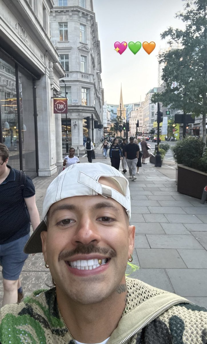 La sonrisa más bella del mundo <3
