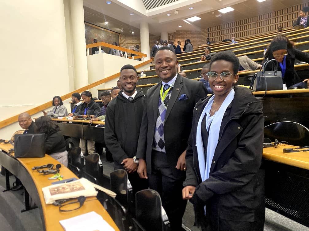 Makerere Moot Society (@makmootsociety) on Twitter photo Shortly, we may add the title "Prophet" to Counsel <a href="/nickopiyo/">Nicholas Opiyo (Pronouns He/Him)</a> 's name. Your favourite Ugandan All Africa team has made it to the quarter finals. 🥳🎉Drumrolls. 🥁🥁🫰 Shortly, we may add the title "Prophet" to Counsel <a href="/nickopiyo/">Nicholas Opiyo (Pronouns He/Him)</a> 's name. Your favourite Ugandan All Africa team has made it to the quarter finals. 🥳🎉Drumrolls. 🥁🥁🫰