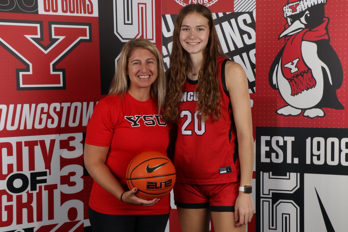 EmilyRitzer's tweet image. Thank you @YSUWomensHoops for having me on campus today. It was great to see a practice and spend time with the players and coaching staff. @CoachJackson21 @ShaynaOGore @CoachCourtD @KDTheCoach