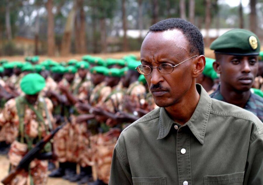 🔴 RAPPORT CHOC DE L’ONU – Le #Rwanda prépare discrètement l’annexion de l’Est de la #RDC

Pendant que #Kagame signe des accords à Washington, l’ONU révèle que le #Rwanda contrôle militairement le M23, viole l’embargo onusien et installe un État parallèle à l’Est de la RDC.

📌