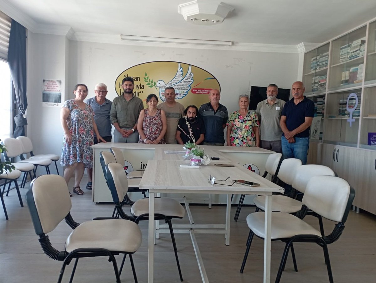 Sakatlar Derneği Mersin Şubesi bugün derneğimizi ziyaret etti. Ziyaretlerinden ötürü kendilerine teşekkür ederiz.