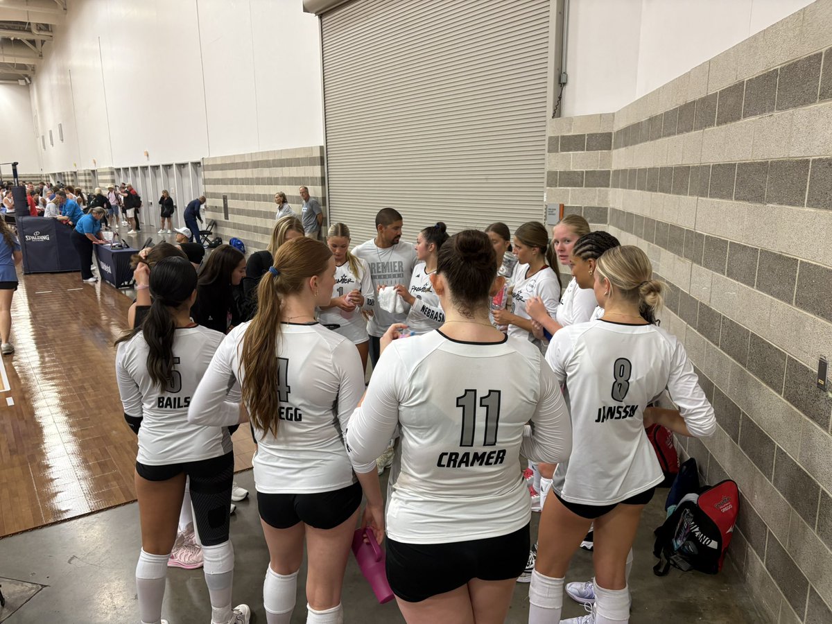 Premier 16 Gold tweet media