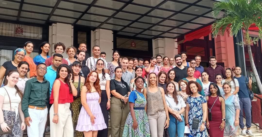 CubaMES's tweet photo. 🤳✍️Inician las premiaciones de los Estudiantes Investigadores, Jóvenes Investigadores y Joven Tecnólogo 2024 del @citmacuba.
👏La Red de Jóvenes Investigadores del MES nos informa que la #UniversidadCubana está muy bien representada con importantes resultados investigativos. 🥳 https://t.co/FhHfKOcDKs