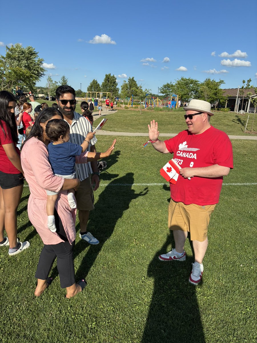 Bryan May tweet media