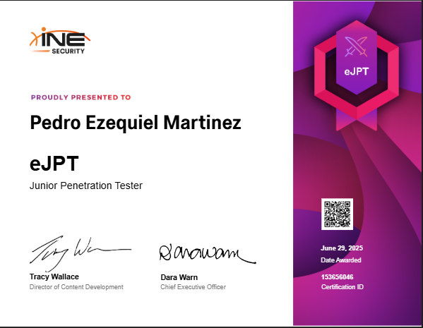 Un poco tarde, pero quería agradecer a <a href="/blindma1den/">Daniela (blindma1den)</a> por el taller que me dio la confianza para lograr la certificación. ¡Ahora a seguir preparándome para los próximos retos! 💪