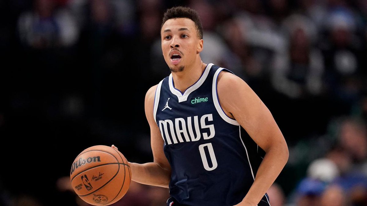 ZVANIČNO: Dante ostaje u Dalasu! 👀

I pored velikog interesovanja Dante Egzum ostaje u NBA ligi, konkretno u ekipi Dalas Maveriksa, koji u njemu vide odličnu zamenu za DiAnđelo Rasela. 🔒