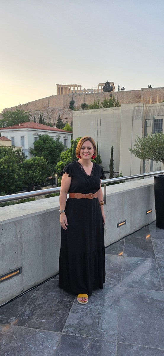 María Comín tweet media