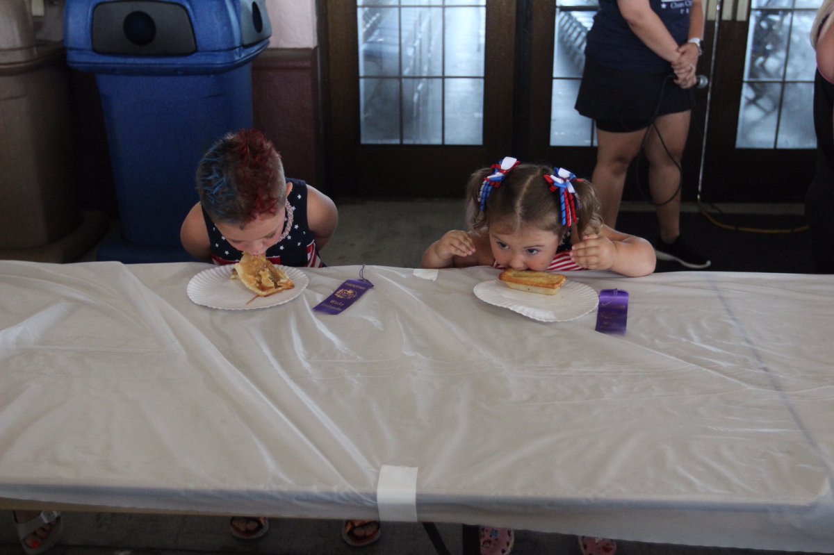 shorelocalnews's tweet image. The Wacky Wednesday: Pie Eating Contest at Ocean City Music Pier celebrated the good old-fashioned American apple and cherry pie eating contest.
Photo by Tynan Hand.

#wackywednesday #pieeatingcontest #oceancitymusicpier #oceancitynj #southjersey #newjersey #summer #shorelocal