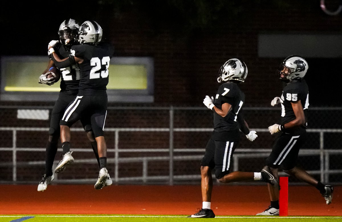 Greg Riddle (@dmngregriddle) on Twitter photo Frisco Panther Creek star Donovan Webb, the No. 1 safety in D-FW, commits to Texas Tech.
Notre Dame, Michigan and Kansas State were the other finalists for the four-star recruit.
Read: dallasnews.com/high-school-sp…
#txhsfb <a href="/SportsDayDFW/">SportsDayDFW</a> <a href="/SportsDayHS/">SportsDayHS</a> <a href="/PCHSfriscoFB/">Panther Creek Football Recruiting</a> <a href="/DonovanWebb21/">Donovan Webb</a> <a href="/dctf/">Dave Campbell's — TexasFootball.com</a> Frisco Panther Creek star Donovan Webb, the No. 1 safety in D-FW, commits to Texas Tech.
Notre Dame, Michigan and Kansas State were the other finalists for the four-star recruit.
Read: dallasnews.com/high-school-sp…
#txhsfb <a href="/SportsDayDFW/">SportsDayDFW</a> <a href="/SportsDayHS/">SportsDayHS</a> <a href="/PCHSfriscoFB/">Panther Creek Football Recruiting</a> <a href="/DonovanWebb21/">Donovan Webb</a> <a href="/dctf/">Dave Campbell's — TexasFootball.com</a>