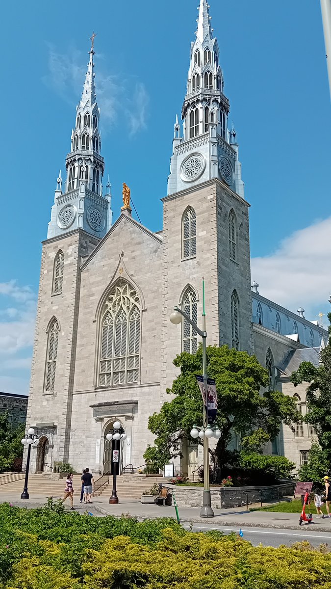 We were in Ottawa on Canada Day. Very busy! Bit quieter today, but another great place on this great holiday. Love Canada!