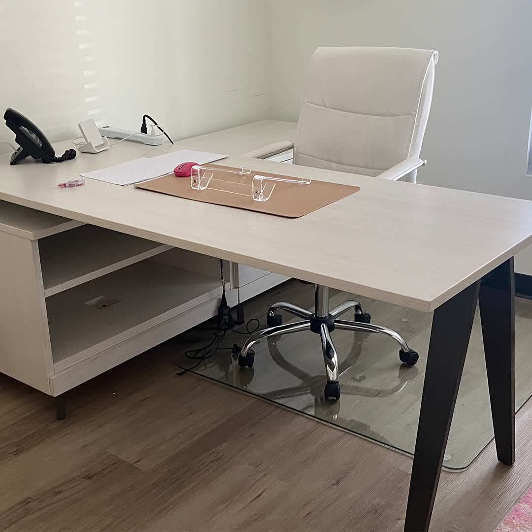 We are loving all of the modern lighter color choices our customers are choosing lately! 
What's your favorite?