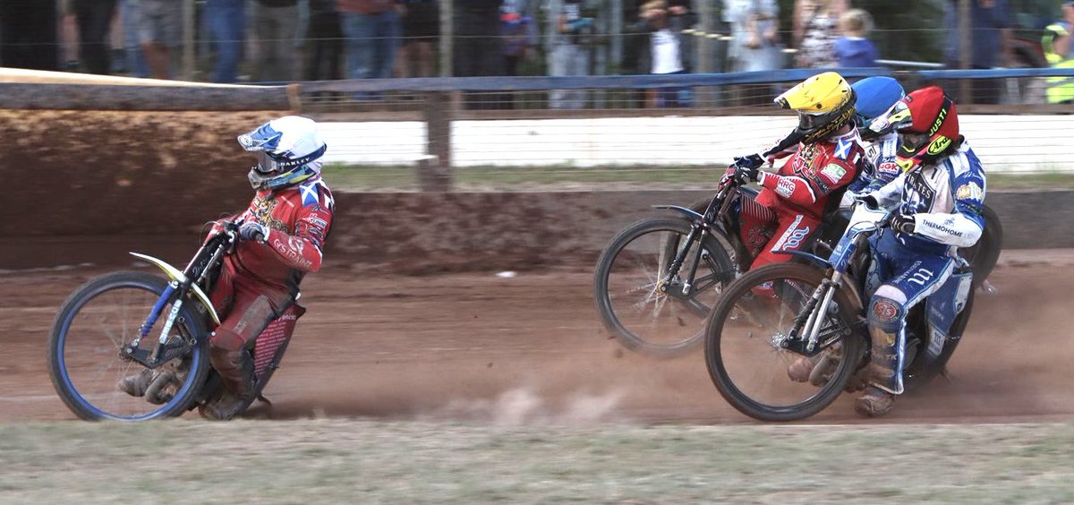 𝗥𝗘𝗦𝗨𝗟𝗧… 🐅🏴‍☠️ 

It’s a disappointing 57-33 defeat for the Tigers at Poole in the Cab Direct Championship at Wimborne Road.

📸 Liam Cockwell. 

#WeAreGlasgow🔴⚪️