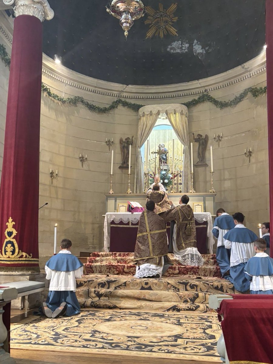 StJosephShrineD's tweet image. Celebration of the 10th ordination anniversary of Canon Commins at the Institute’s church in Port-Marly, France, followed by a beautiful reception at the Commins’. Thank you Mrs. Commins for hosting the whole pilgrimage group from St. Joseph Shrine!