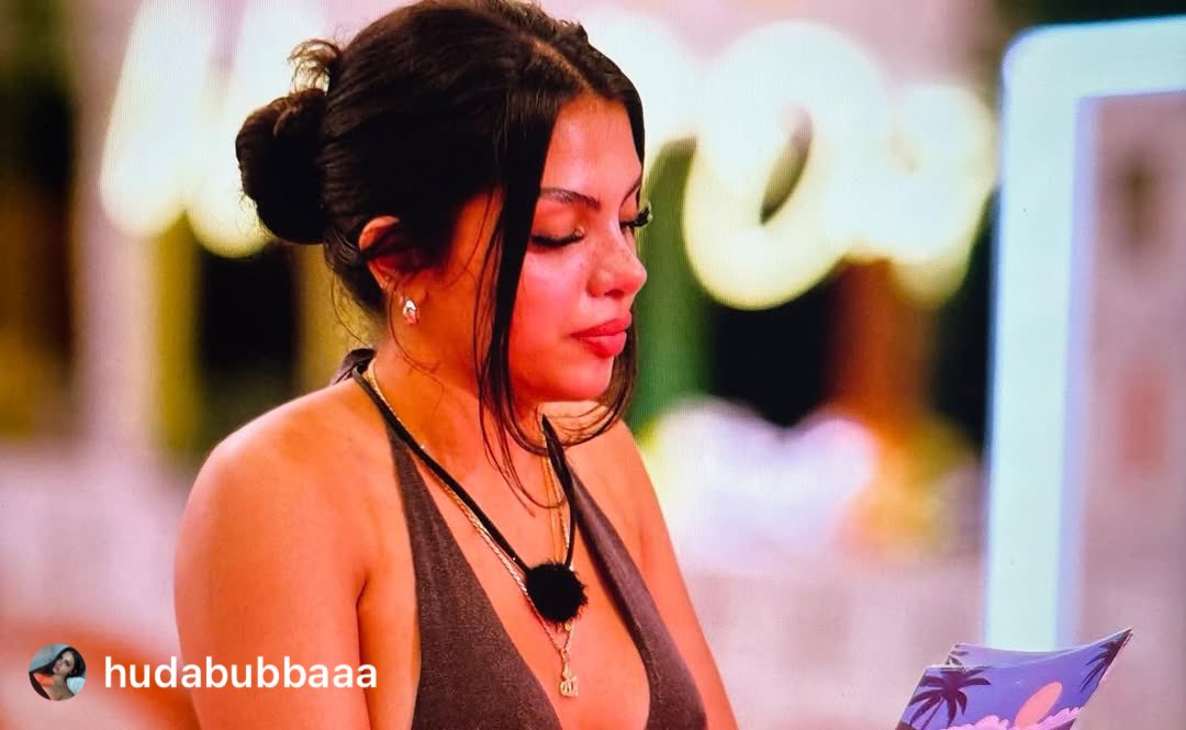 Huda_Mustafaa's tweet photo. Did yall vote for our girl Huda 🔥#loveislandsusa #hudaloveisland #crashoutqueen https://t.co/of2Bxi1I3T