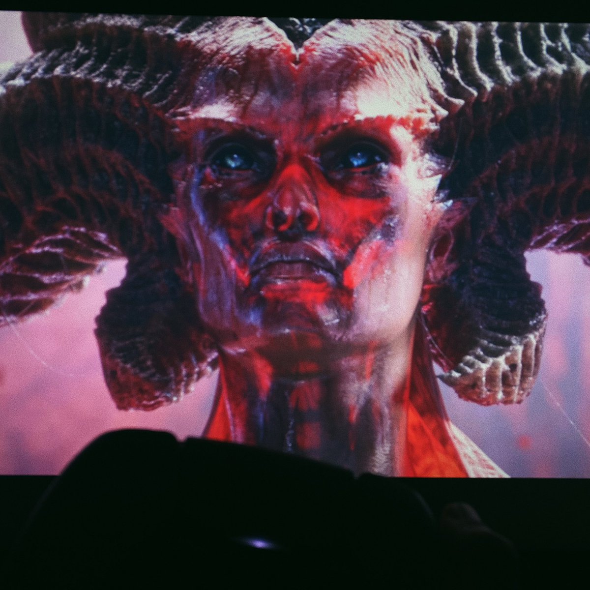 Ну подивимось, шо воно таке🙃