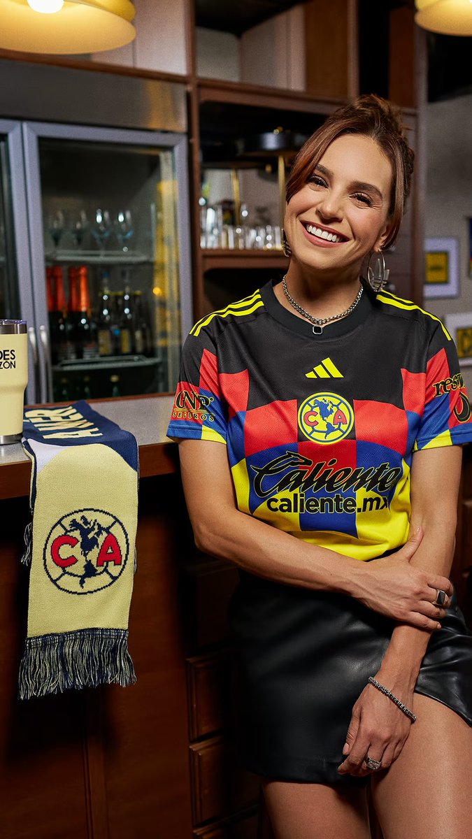 Tania Rincón es americanista de corazón💛