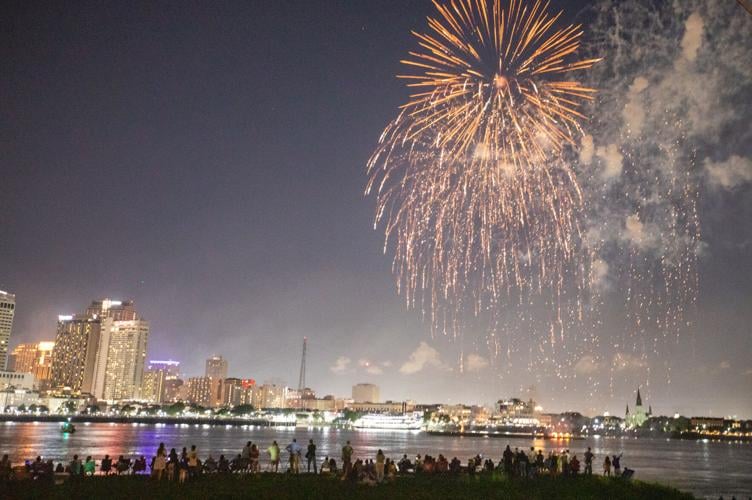 UofNO's tweet image. We hope everyone has fun and stays safe while celebrating today. Happy Fourth of July! 💗🤍💙