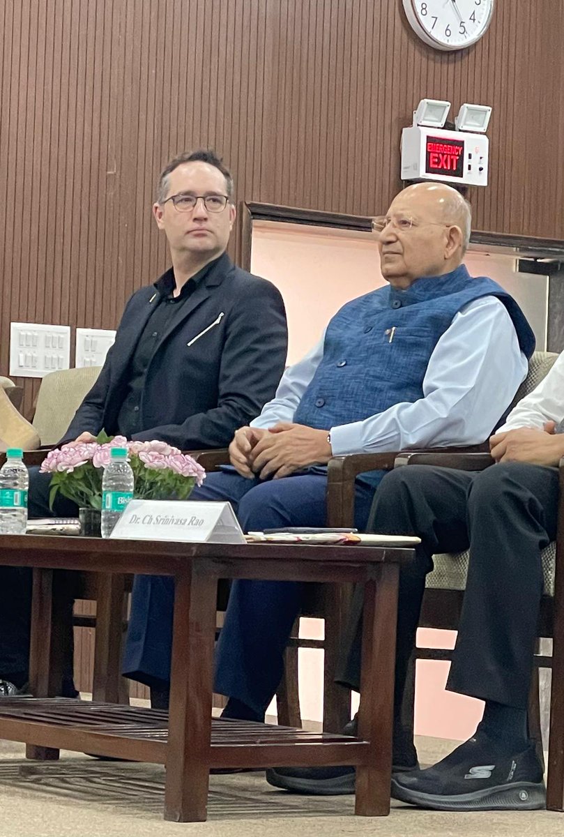 bramaccimmyt's tweet image. Thank you, Dr. Rajendra Singh Paroda @ParodaDr, for your commitment and advice to continue nurturing the @CIMMYT-@BISA__India alliance, which benefits farmers in India and in #SouthAsia.

 #CIMMYT2030 #ImpactMatters