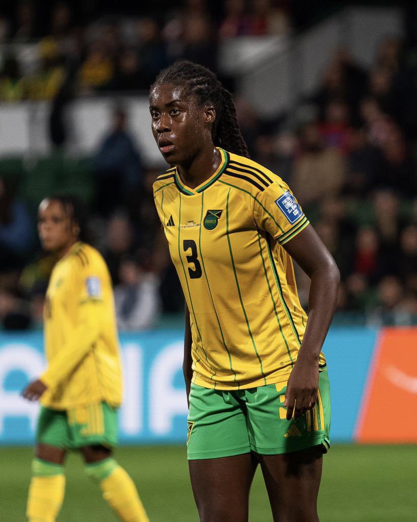 jff_football's tweet image. Wishing a true Reggae Girl a day as powerful, radiant, and fearless as she is!
Happy Birthday @vvsampson 🫡🇯🇲
Your strength on and off the pitch continues to inspire—keep soaring, Queen! 👑⚽️
#jamaicafootballfederation