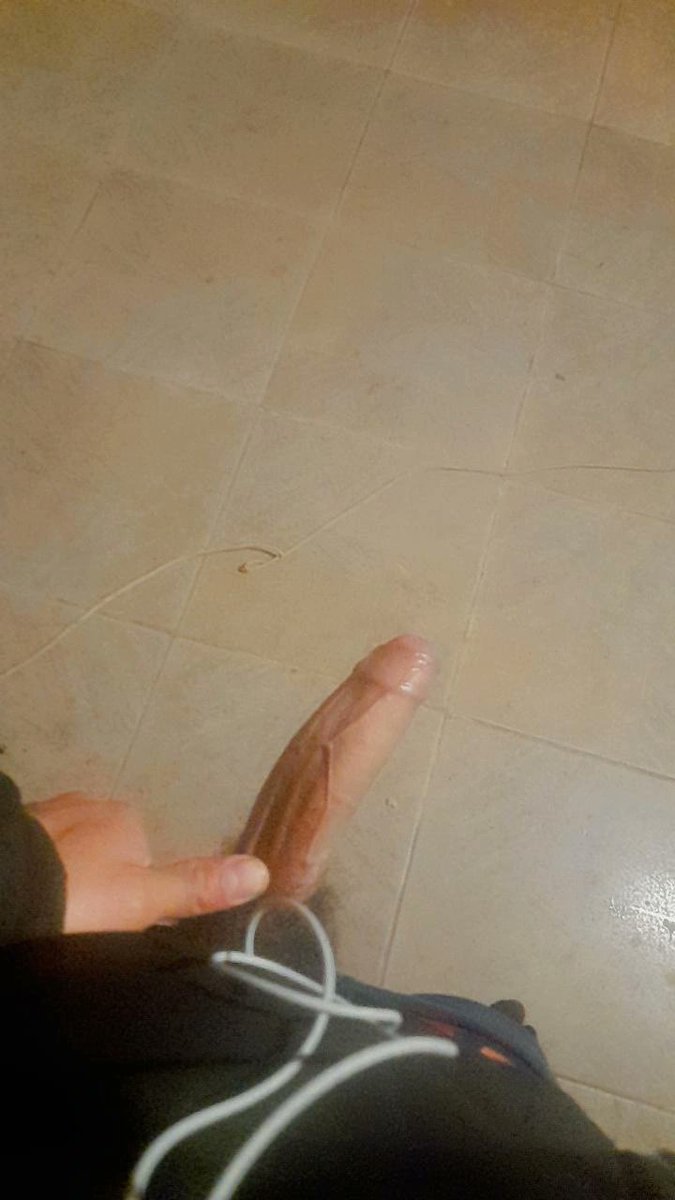 ben_hot tweet media