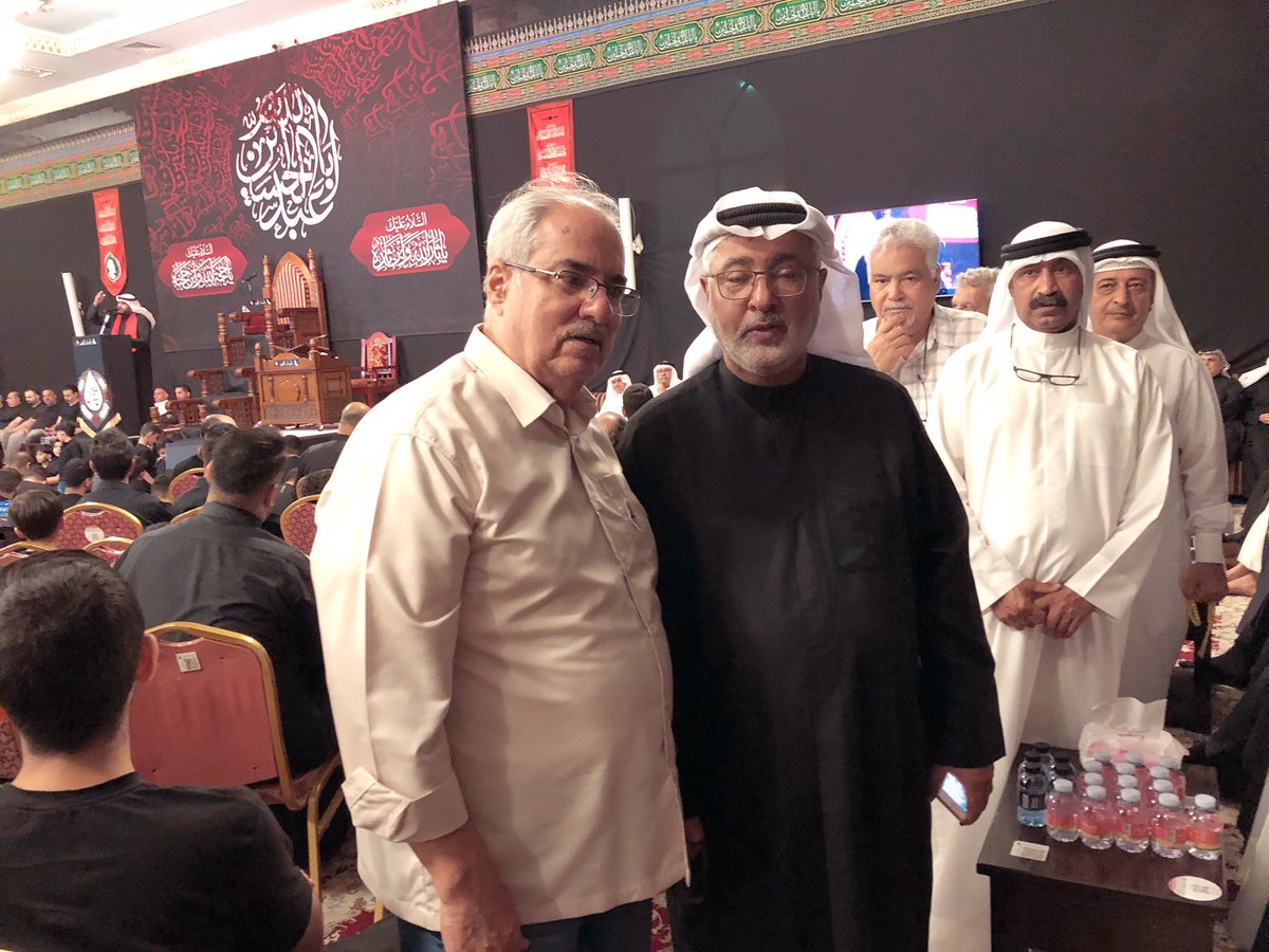 الليلة السابع من المحرم 1447هـ.. التقيت بالأستاذ المناضل إبراهيم شريف في مأتم سار.. هكذا هو شعب البحرين بسنته وشيعته يحضرون مجالس عاشوراء

مأجورين 
لبيك يا حسين
#عاشوراء_البحرين
#إيمان_وإباء