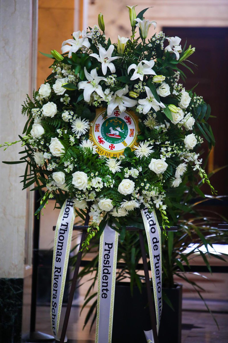 Hoy participé en los actos fúnebres del expresidente de la Cámara de Representantes, Hon. José Ronaldo “Rony” Jarabo, en la Rotonda del Capitolio.

Fue un honor rendirle tributo y acompañar a su familia, amigos y compañeros legisladores en este momento de despedida, reconociendo
