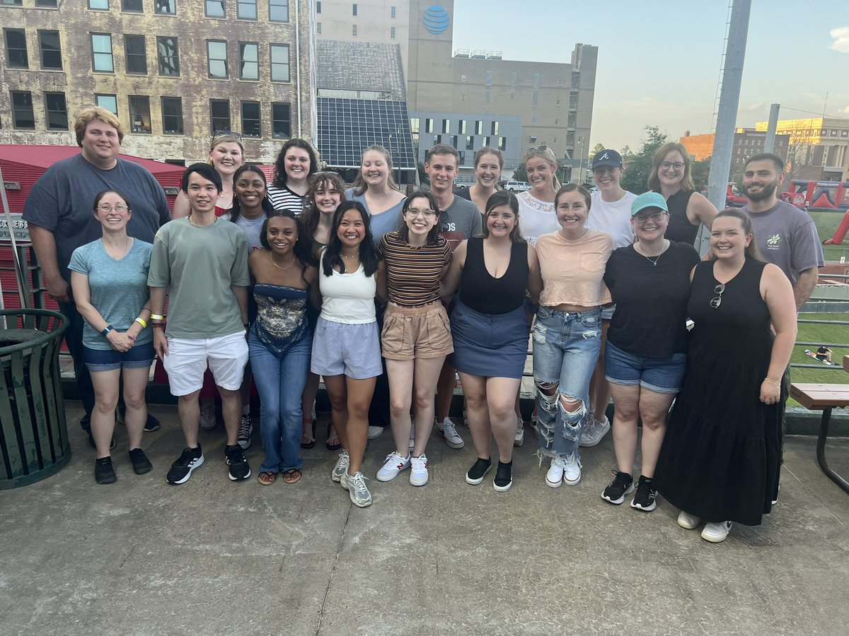 bindiyab's tweet image. They’ve got the badges, the brainpower, and the best vibes. 💥 Orientation ✅ and they’re ready to rock intern year!

Welcome to your residency fam, Peds Class of 2028- so excited to walk this journey with you. ❤️
#PedsClassOf2028 
@UTHSCPediatrics @uthsc @LeBonheurChild