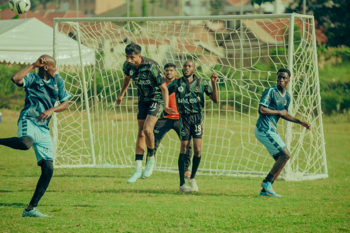 Game 1 behind the lens — A Thread