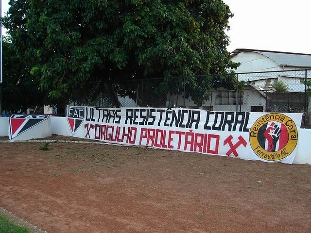 "ULTRAS RESISTÊNCIA CORAL
ORGULHO PROLETÁRIO"

📍Ferroviário Atlético Clube, Brasil