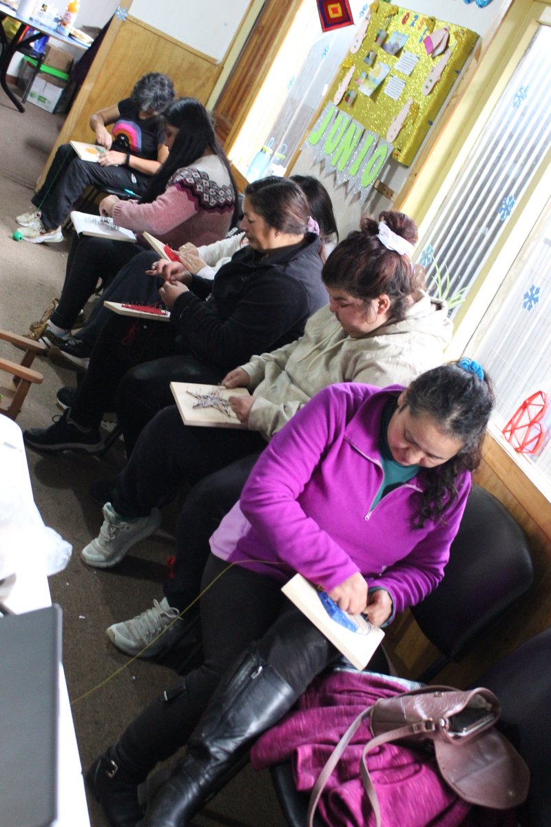 CESFAMCALBUCO's tweet photo. 6to Taller Familias TEA, del Consejo de Salud CESFAM CECOSF Calbuco, gracias a quienes participaron, hoy en una sesión especial recibimos a un papito https://t.co/hpywE8tZUo