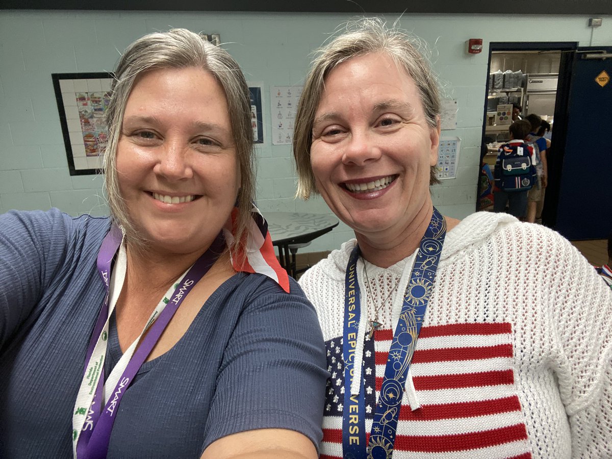 Kerry Maione ☮️ (@kerrymaione) on Twitter photo Getting into the spirit during summer school 🇺🇸 <a href="/SandpiperShores/">Sandpiper Shores Elementary</a> <a href="/CoralSunsetAP/">Jennifer Espinoza</a> Getting into the spirit during summer school 🇺🇸 <a href="/SandpiperShores/">Sandpiper Shores Elementary</a> <a href="/CoralSunsetAP/">Jennifer Espinoza</a>