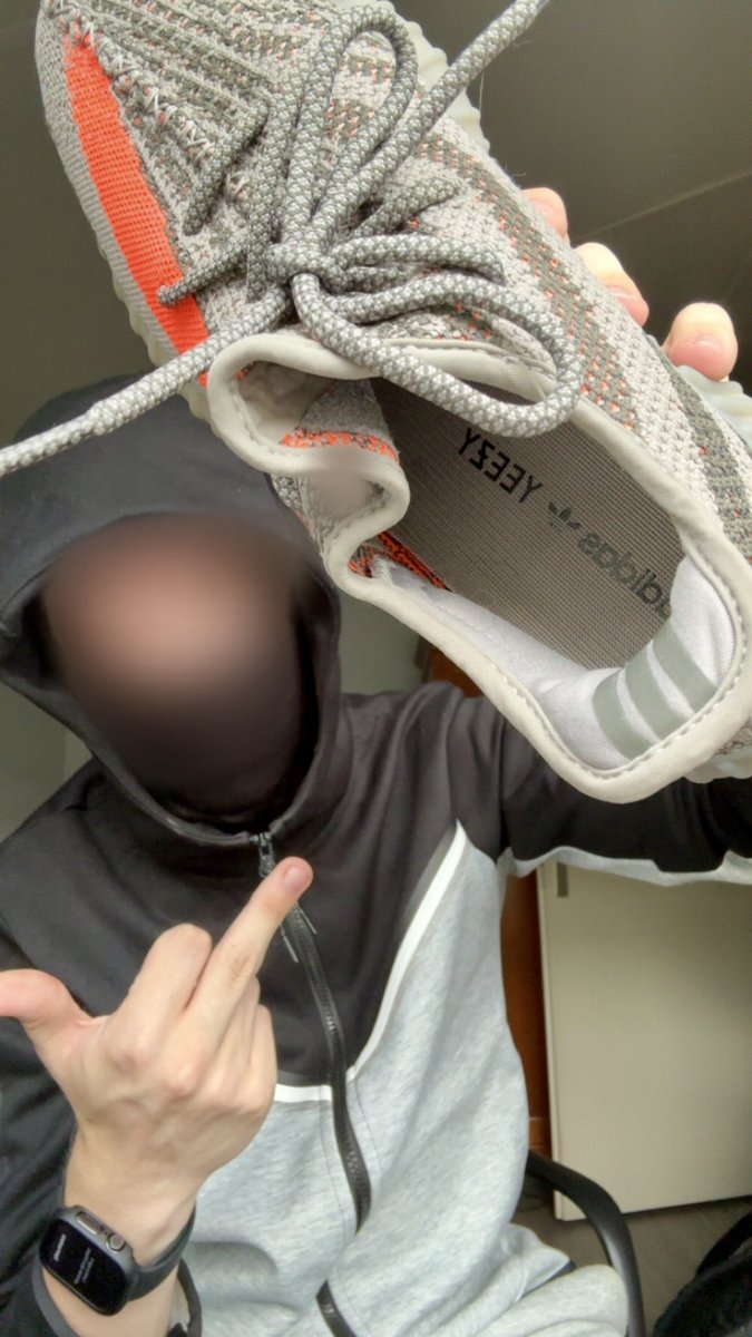 nlmasterruben's tweet image. Repost for the full video! 😈👟
You’ve got 48 hours!!⏳

#findom #findomnl #kiff #kiffeur #chundai #tracksuit