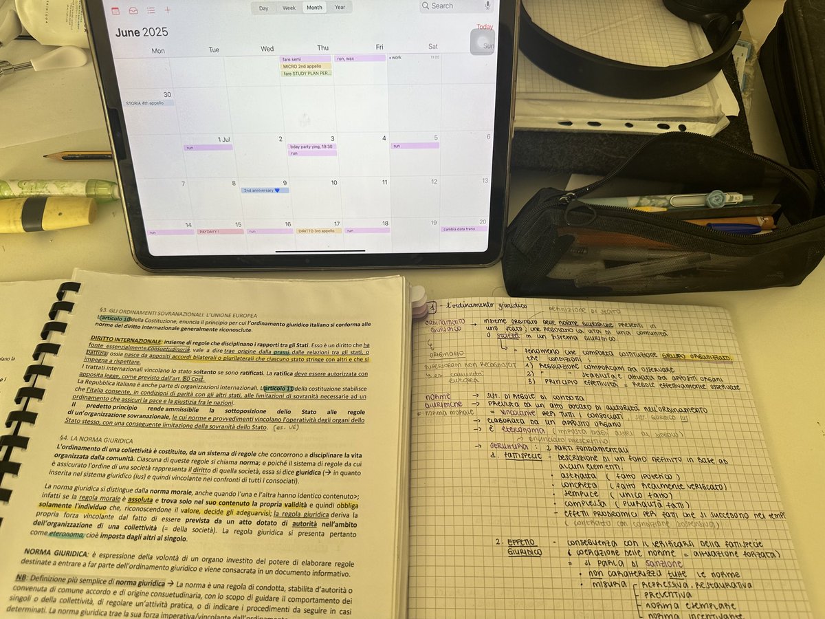 ylasoproductive's tweet photo. July 2nd, 2025
preparing my last exam for this sy: private law 😭 nawawalan naq ng motivation magaral, pls pray for me! .·°՞(っ-ᯅ-ς)՞°·.

— #studytwt #studytwtph https://t.co/oQjutdToMr